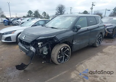 2024 Mitsubishi Outlander Se 2.5 2Wd/Se Black Edition S-Awc/Se Black Edition W/Pano Roof S-Awc z USA, uszkodzony, nr VIN JA4J3VA82RZ083012